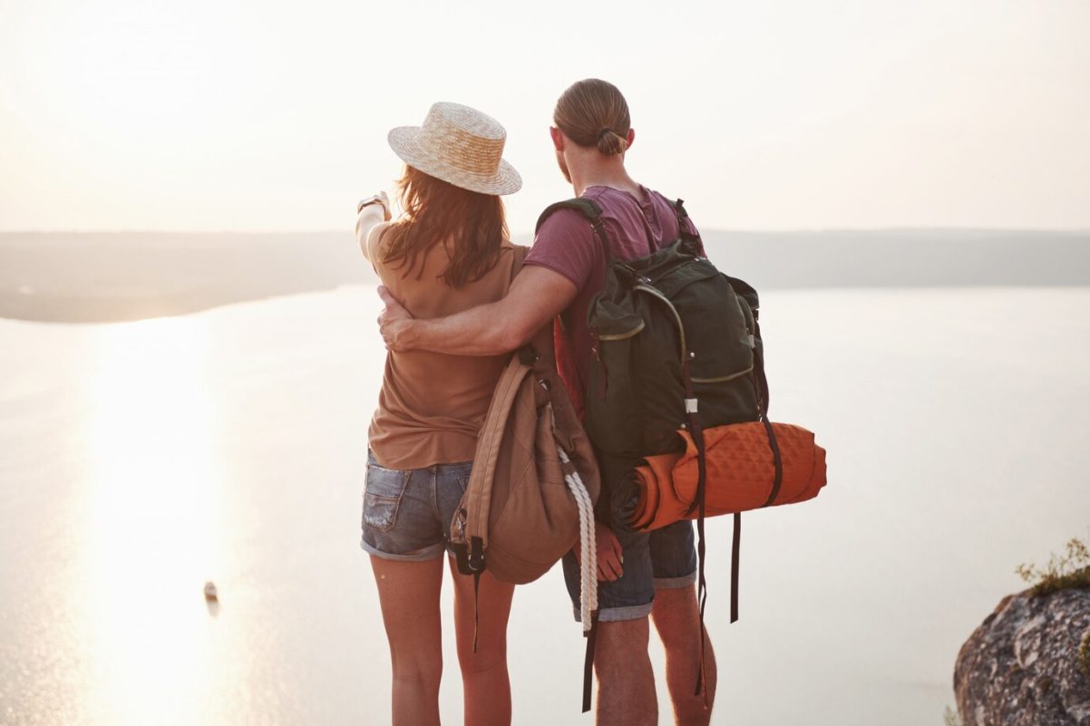 Comment organiser un voyage sans culpabiliser de laisser ses enfants à la maison ?